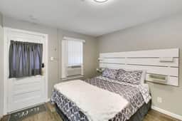 ✧ Micro Studio in Timeless Olde Town Arvada ✧