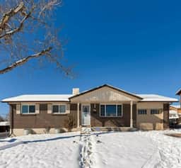 Boho Chic 3BR Retreat Near Denver