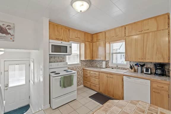 Golden Brewmaster House – Historic Stay