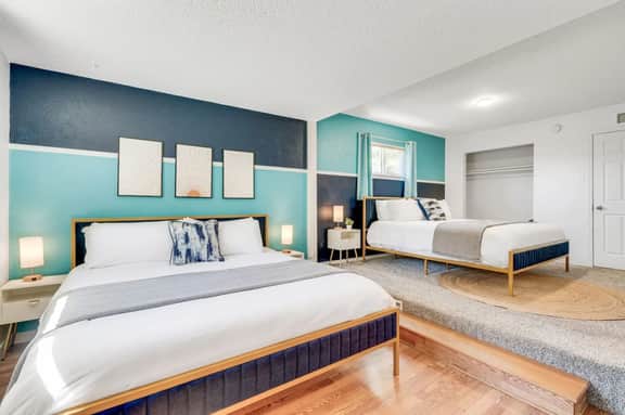 The Denver ColorHaus – Vibrant Urban Stay