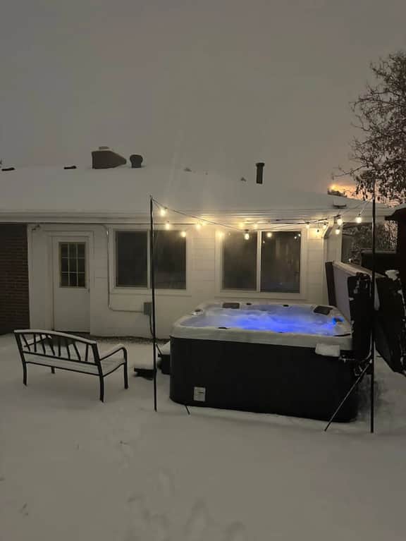 The King’s Nook | Lakewood Hot Tub Hideaway