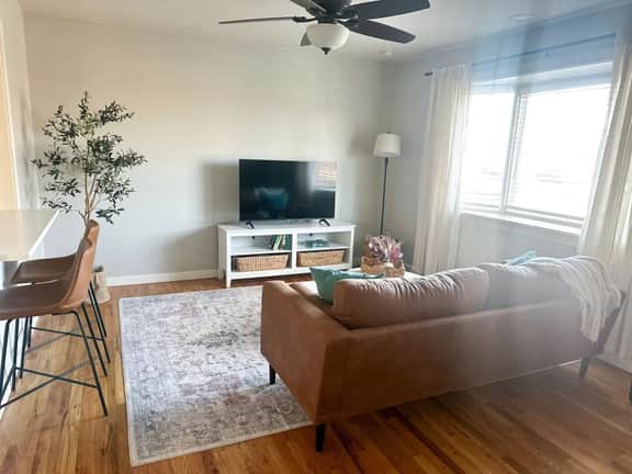 The Thornton Retreat – Modern & Cozy Stay